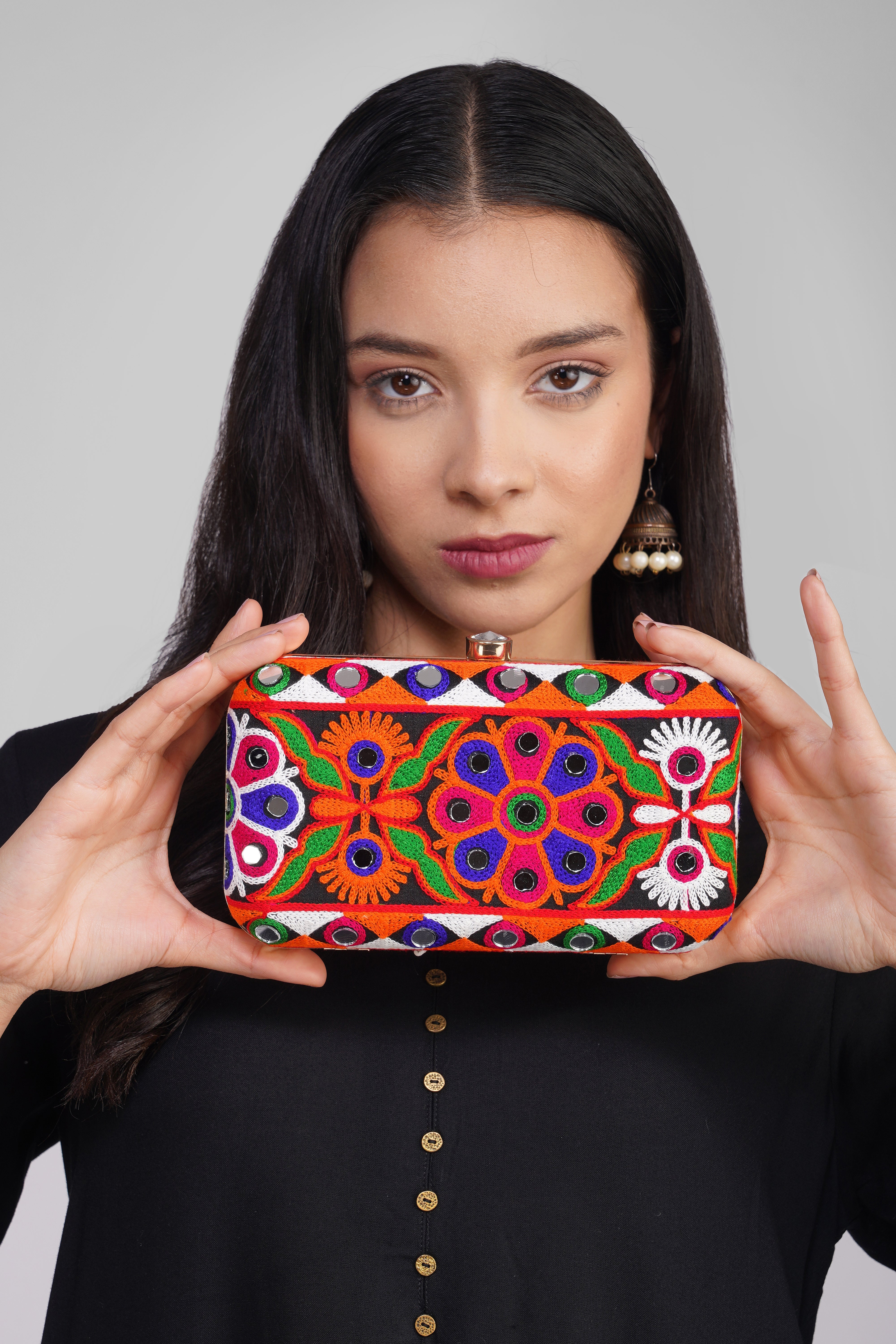 Nice-G Kacchi Crafted Clutch Handbags For Party